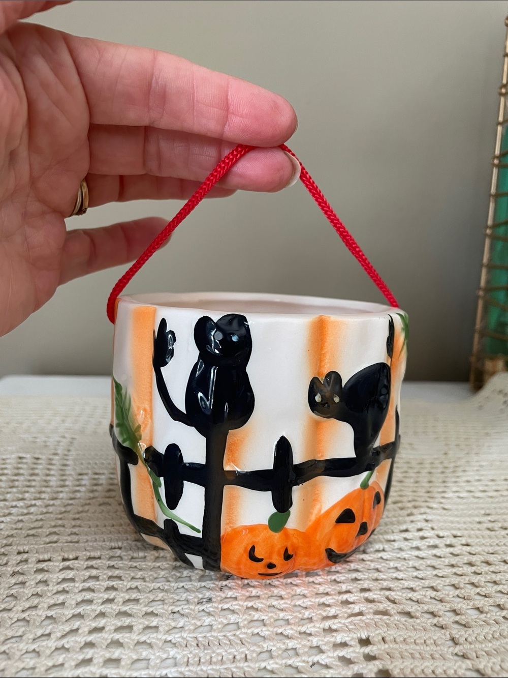 Royal Norfolk Ceramic Halloween decor - White, Black, Orange